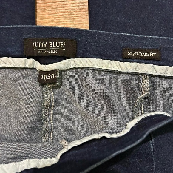 Judy Blue Dark Wash Super Flare Jeans – Size 11/30 - Picture 5 of 8